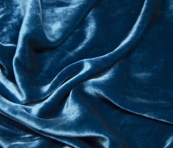 The Velvet Touch: Unraveling the Secrets of a Fabric Woven for Royalty