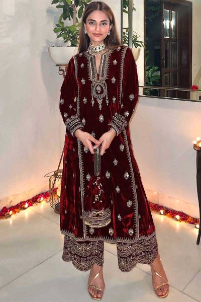 Zari Work Wedding Suits Manufacturers in Surat