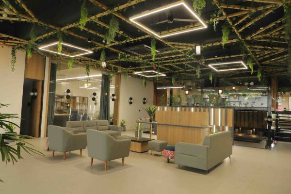 Café Lounge – Dhananjay Creations Pvt. Ltd.