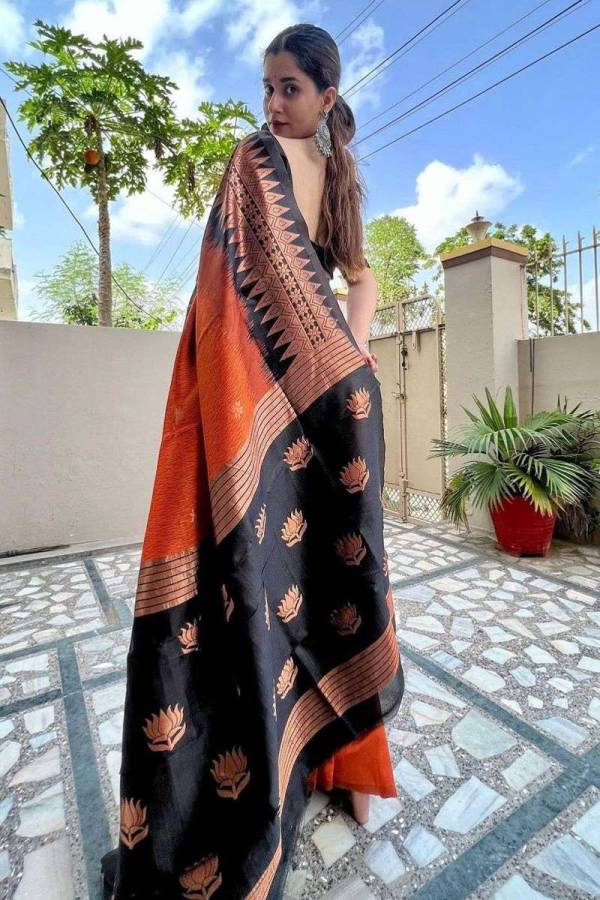 A Rich Pallu Saree with Allover Floral Design  in Surat
