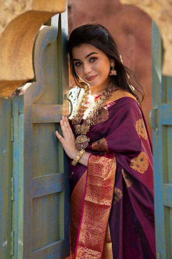 All Over Golden Zari Weaving Flower Design Saree  in Surat