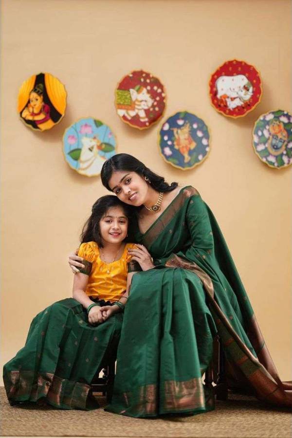 Alloavar Flower Butaa for Festive Occasions Golden Zari and Soft Silk Wedding Saree  in Surat