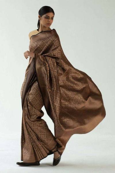 Allover Golden Zari Weaving and Flower Design Saree Manufacturers in Hyderabad