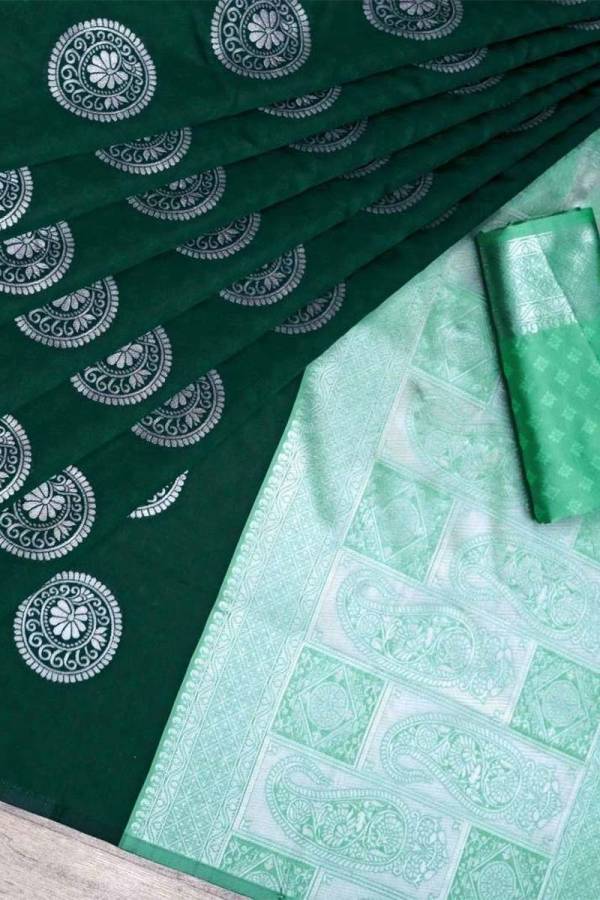 Artistic Masterpiece Silk Sari With Zari Weaving  in Surat