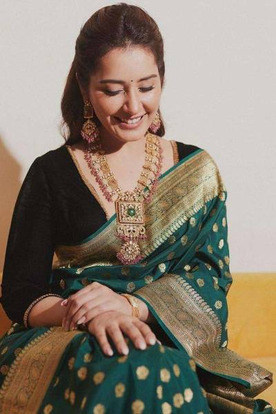 Banarasi Bliss Luxurious Wedding Saree with Traditional Sarees Golden Butta Design Saree in Surat