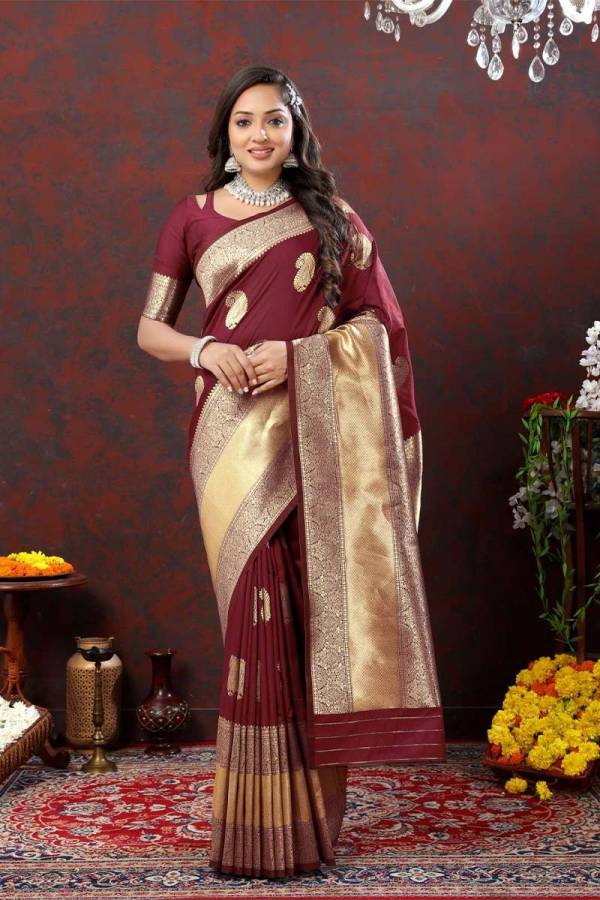 Banarasi Opulence Elegant Lichi Silk Saree with Zari Weaving Splendor  in Surat