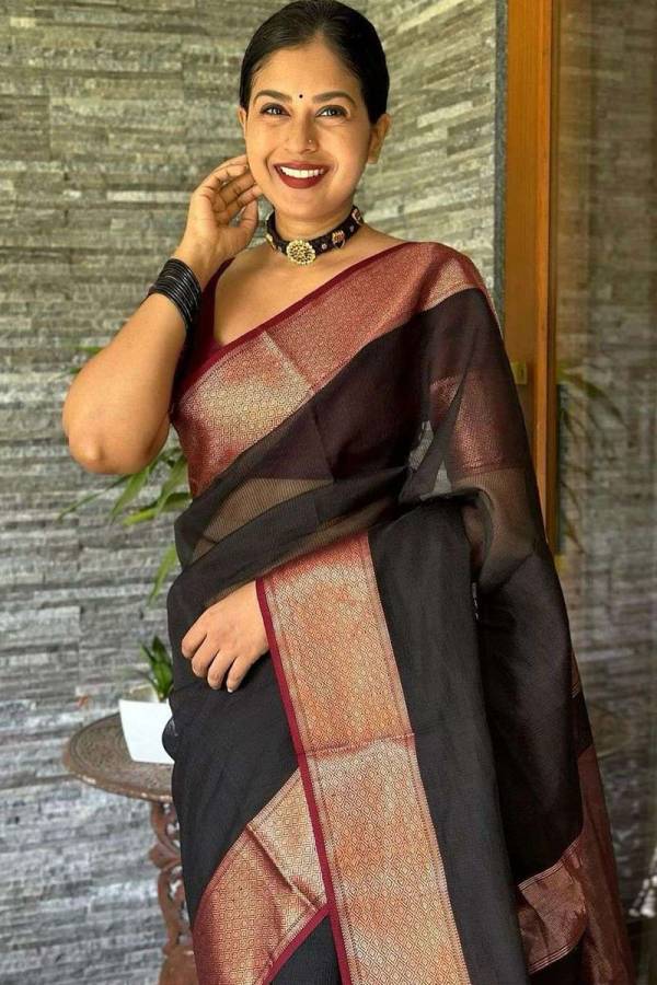 Banarasi Silk Saree with Beautiful Luster for an Elegant Look  in Surat