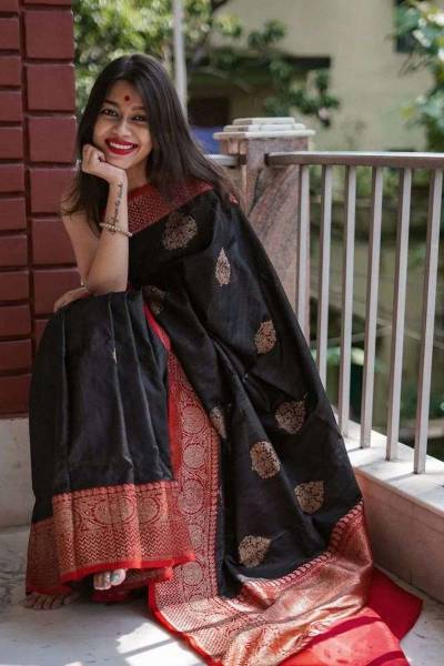 Banarasi Soft Silk Saree with Golden Heavy Pallu and Floral Butta Design in Surat
