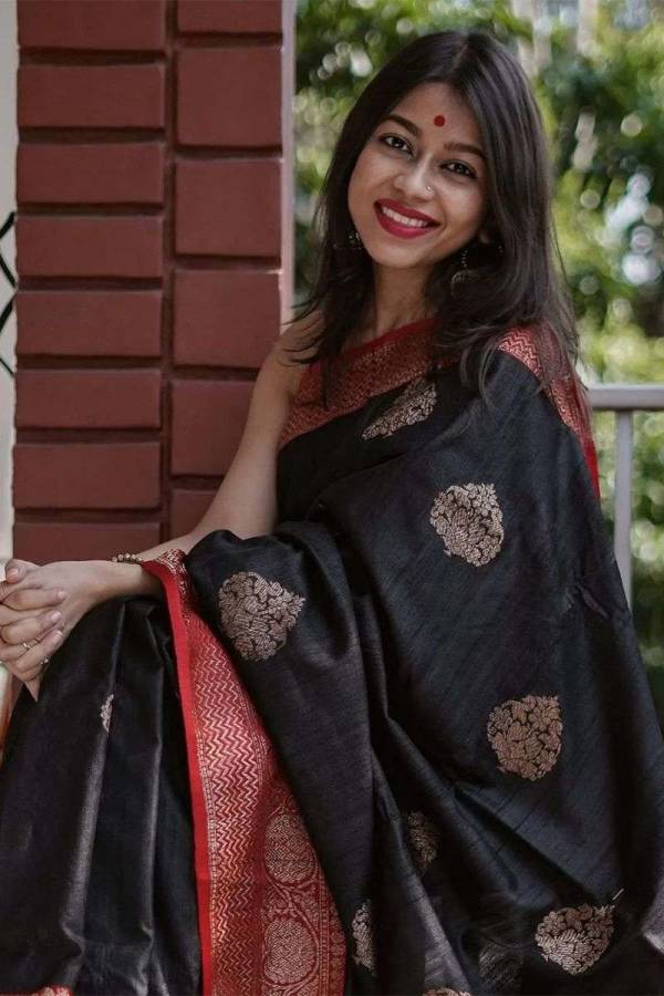 Banarasi Soft Silk Saree with Golden Heavy Pallu and Floral Butta Design  in Surat