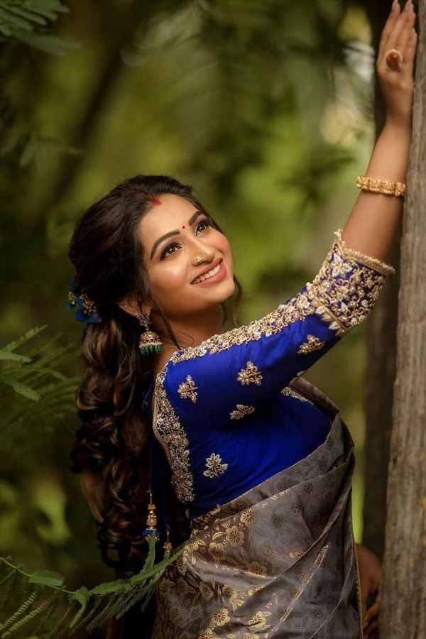 Beige Gold Soft Lichi Silk Saree with Violet Jacquard Border and Running Jacquard Blouse  in Surat