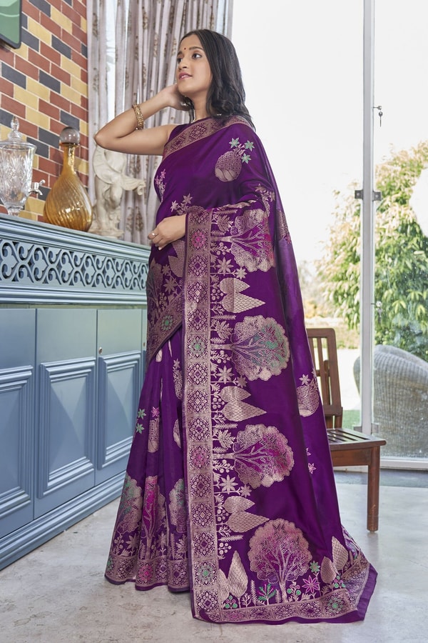 Big Floral Motif Banarasi Soft Silk Saree with Metallic Zari Weaving in Green, Pink and Wine  in Surat