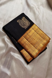 Big Gold Butta Banarasi Soft Silk Saree with Contrast Pallu in Black, Green and Wine  in Surat