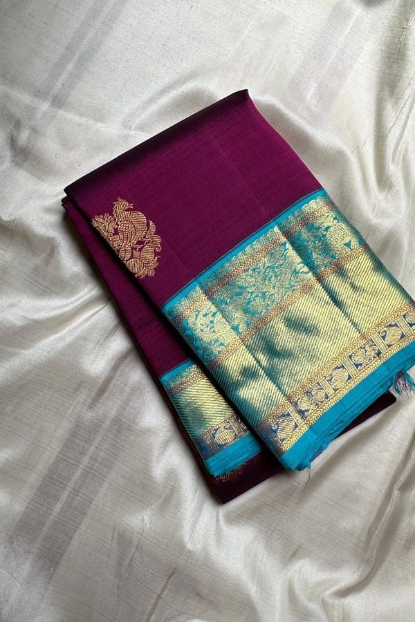 Big Gold Butta Banarasi Soft Silk Saree with Contrast Pallu in Black, Green and Wine  in Surat