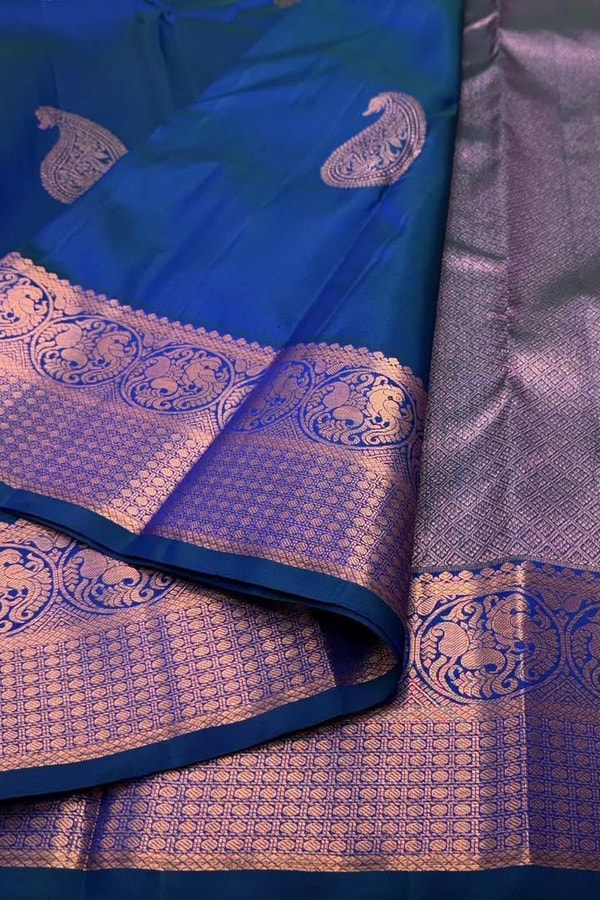 Big Paisley Butta Banarasi Soft Silk Saree with Copper Zari Border in Cream and Navy Blue  in Surat