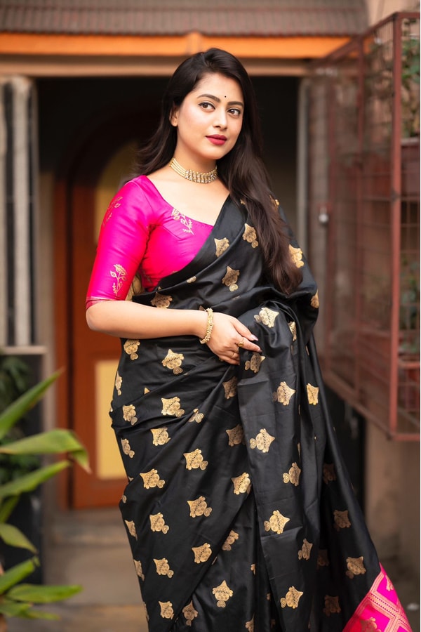 Black Banarasi Soft Silk Saree with Gold Zari Buttis and Contrast Checked Pallu and Blouse  in Surat