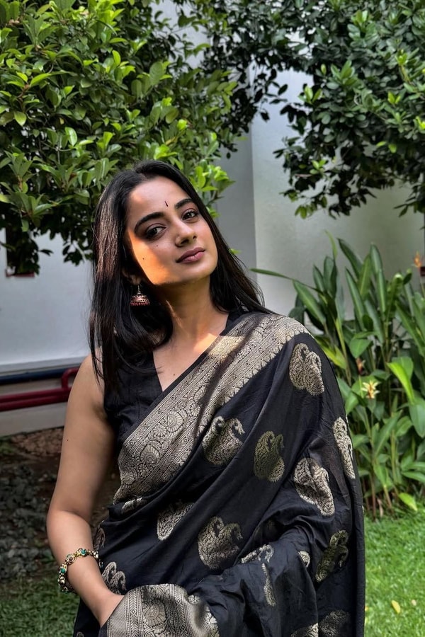 Black Banarasi Soft Silk Saree with Large Antique Zari Paisley Buttas and Heavy Brocade Pallu  in Surat