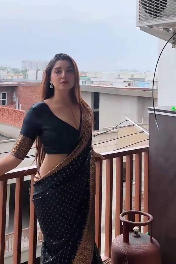 Black Banarasi Soft Silk Saree with Rose-Gold Copper Zari Border and Contrast Copper Pallu  in Surat
