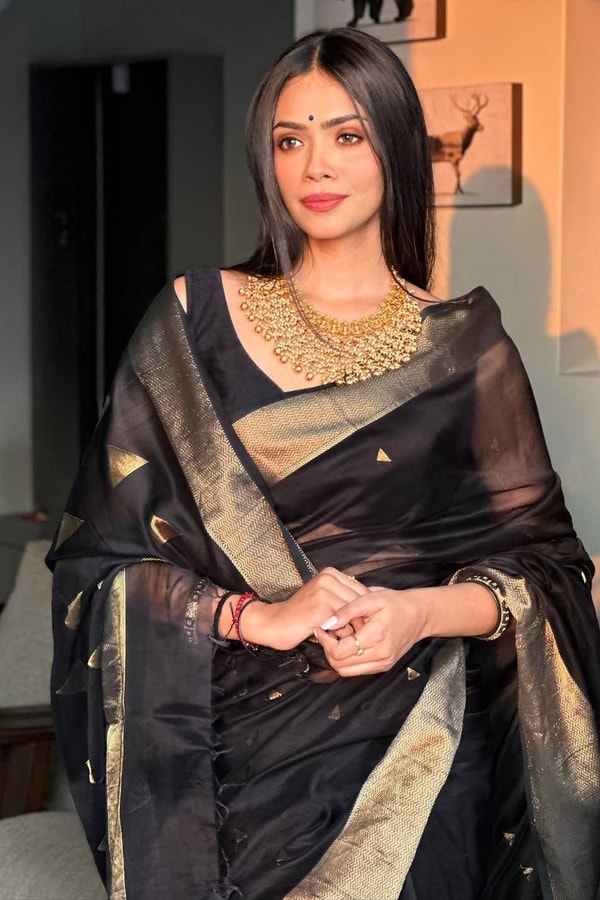 Black Saree with Antique Gold Zari Border, Small Buttis and Sheer Tissue-Look Pallu  in Surat