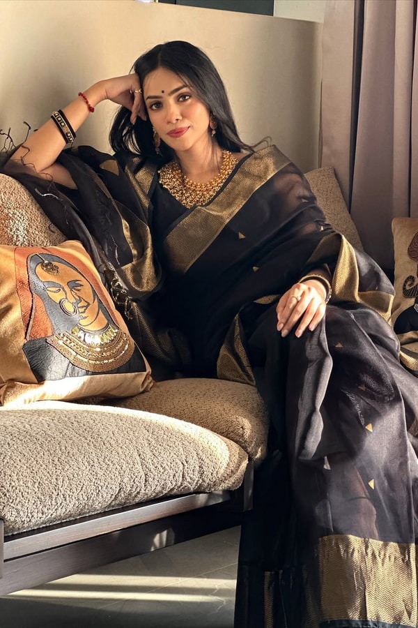 Black Saree with Antique Gold Zari Border, Small Buttis and Sheer Tissue-Look Pallu  in Surat