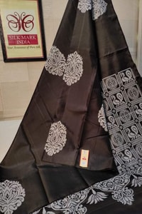 Bold Silver Zari Floral Medallion Banarasi Soft Silk Saree in Seven Rich Shades  in Surat