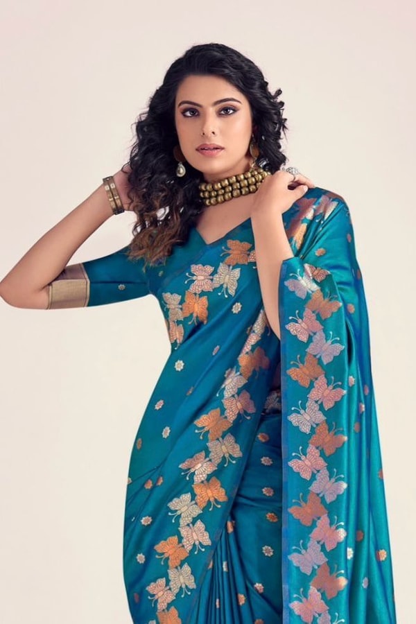 Butterfly Pallu Banarasi Soft Silk Saree with Gold, Copper and Silver Zari Buttas  in Surat