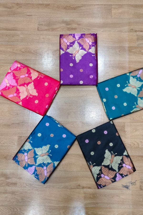 Butterfly Pallu Banarasi Soft Silk Saree with Gold, Copper and Silver Zari Buttas  in Surat