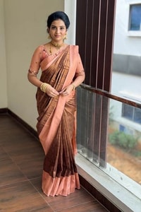Chocolate Brown Checks Banarasi Soft Silk Saree with Peach Border and Peach Zari Pallu  in Surat