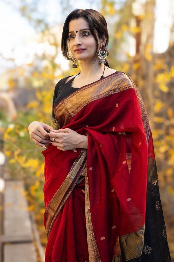 Contrast Border Banarasi Soft Silk Saree with Zari Buttis in Nine Bold Colour Pairs  in Surat