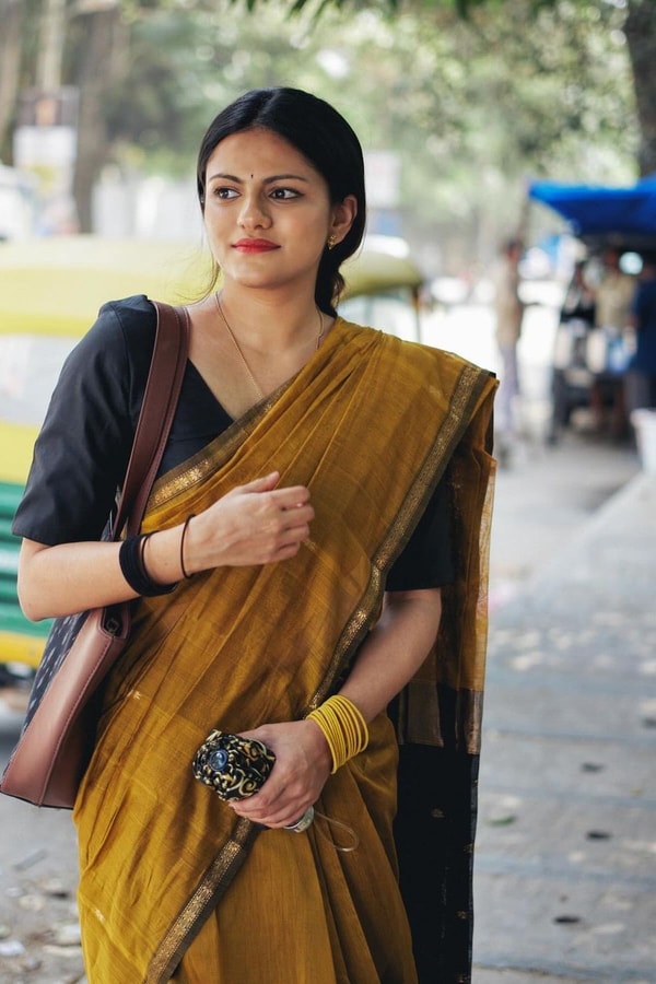 Contrast Border Banarasi Soft Silk Saree with Zari Buttis in Nine Bold Colour Pairs  in Surat