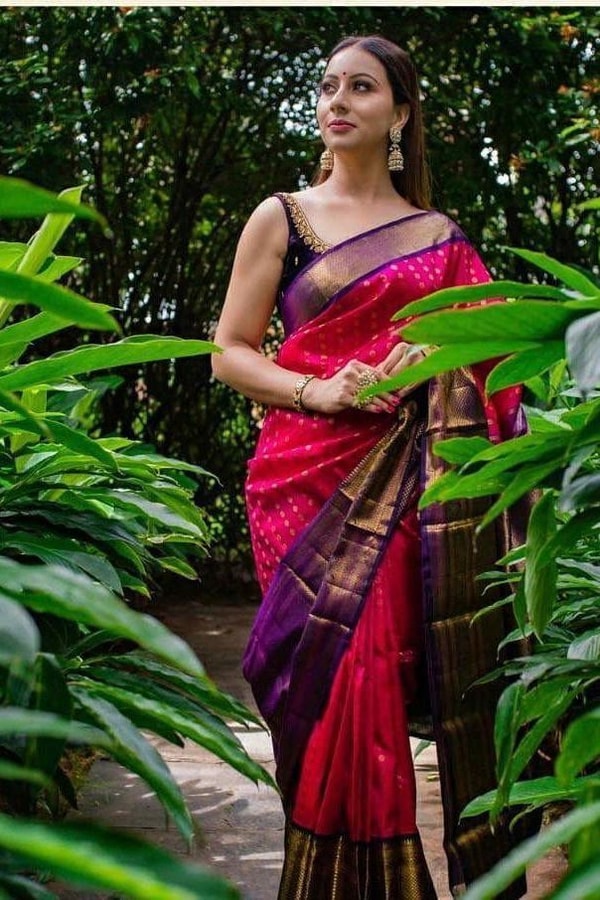 Contrast Pallu Banarasi Soft Silk Saree with Zari Buttis in Purple, Rani Pink and Green  in Surat
