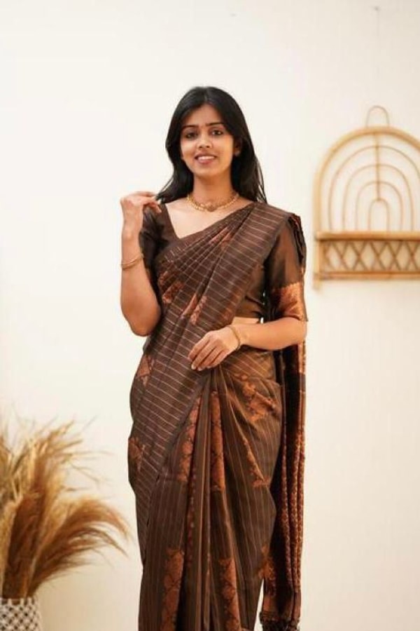 Copper Zari Checks Banarasi Soft Silk Saree in Blue, Coffee, Green, Rama and Wine  in Surat