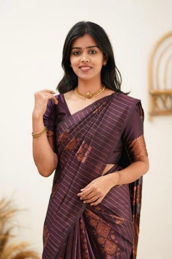 Copper Zari Checks Banarasi Soft Silk Saree in Blue, Coffee, Green, Rama and Wine  in Surat
