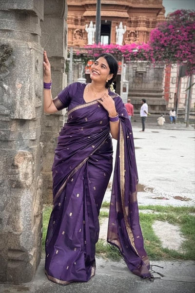 Deep Purple Saree with Scattered Gold Zari Buttis and Fine Zari Border in Surat