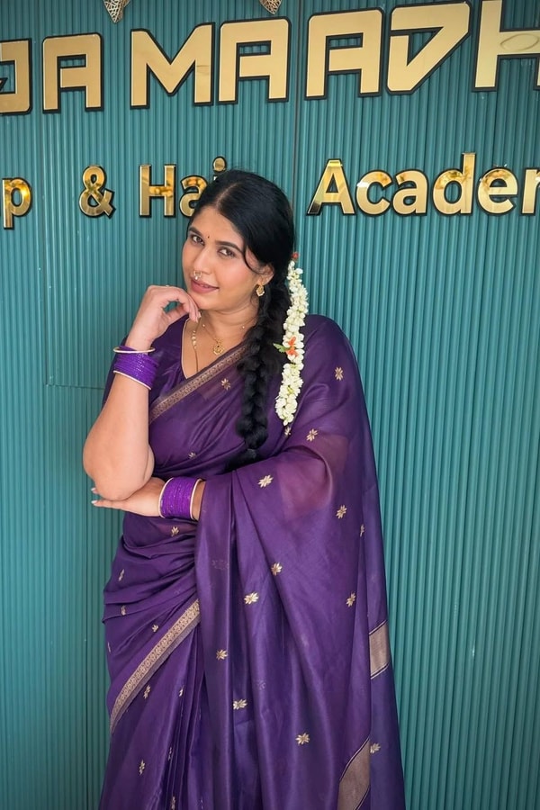 Deep Purple Saree with Scattered Gold Zari Buttis and Fine Zari Border  in Surat