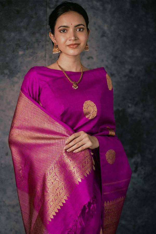 Elegant Golden Butta Banarasi Saree with Richly Detailed Pallu  in Surat