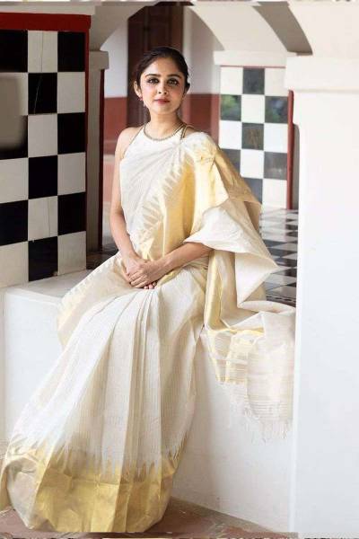 Elegant Kanjivaram Silk Saree Double Zari Borders and Rich Pallu in Surat