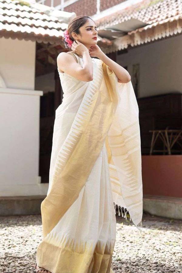 Elegant Kanjivaram Silk Saree Double Zari Borders and Rich Pallu  in Surat