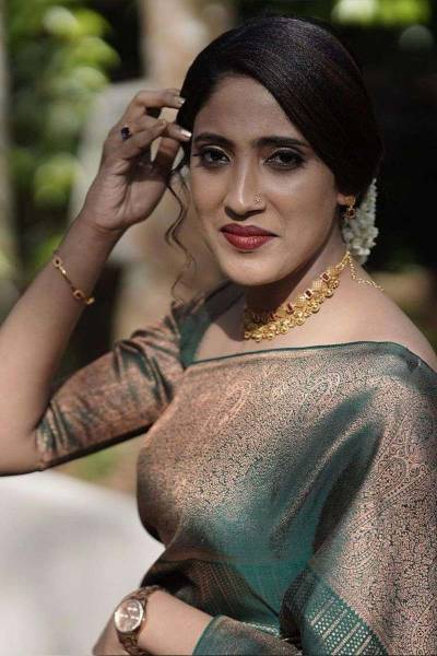 Elegant Kanjivaram Silk Sarees Perfect for Festive Occasions in Surat
