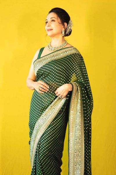 Elevate Your Style The Must Have Minimalistic Design in Stunning Color in Surat