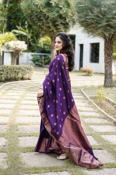 Enchanting World of Banarasi A Journey Through Luxurious Silk Saree in Surat