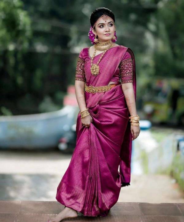 Exquisite Allover Golden Zari Weaving Design Saree  in Surat