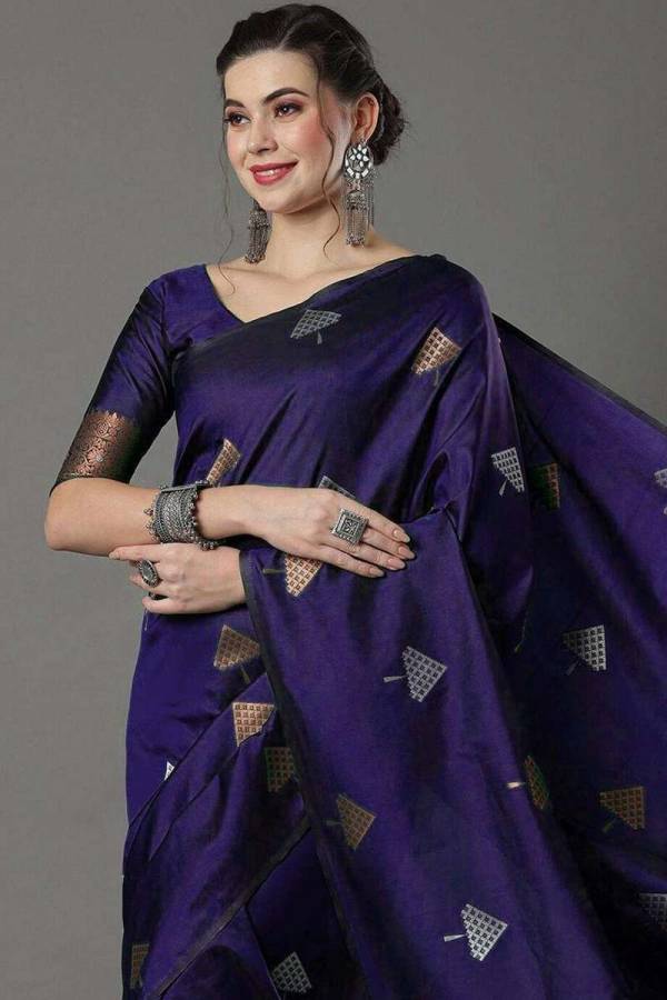 Exquisite Craftsmanship The Essence of DCPL Banarasi Saree  in Surat