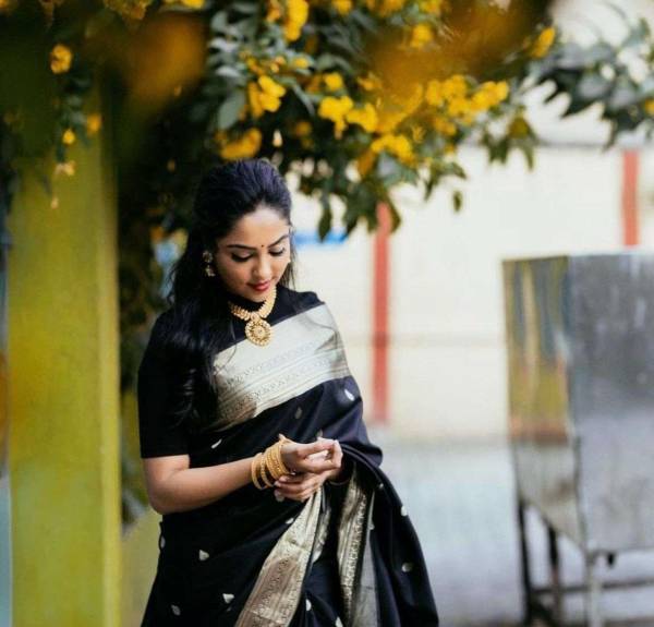 Exquisite Kanjivaram Silk Saree A Tapestry of Elegance  in Surat