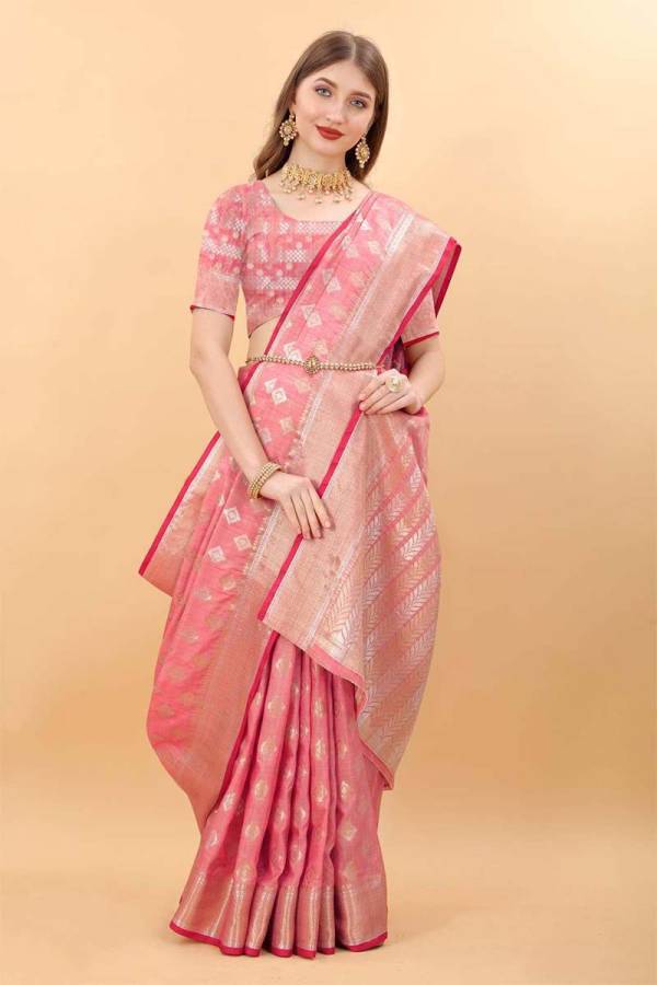 Exquisite Silk Saree with Zari Weaving and Beautiful Motifs  in Surat