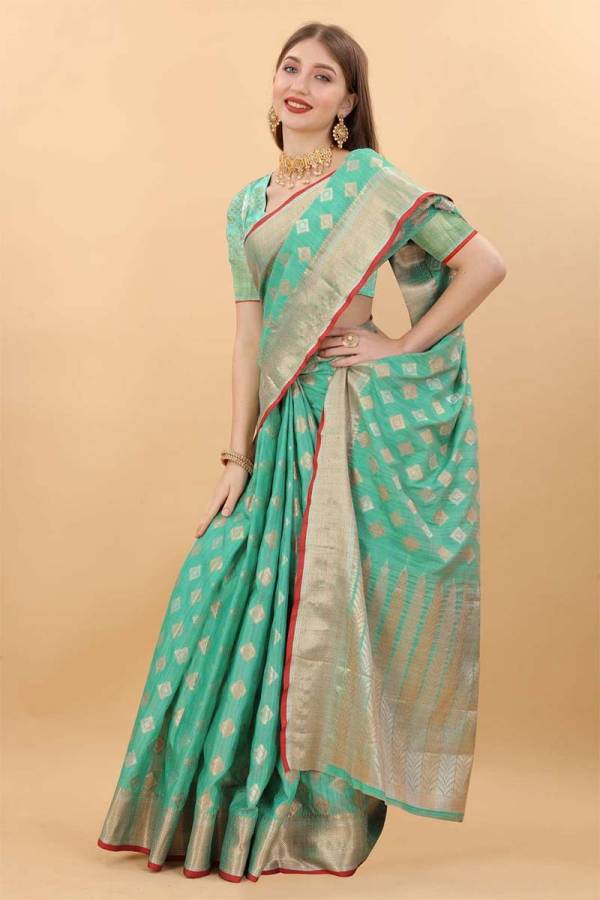 Exquisite Silk Saree with Zari Weaving and Beautiful Motifs  in Surat