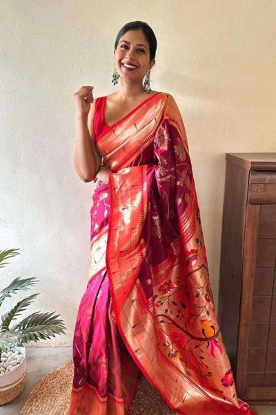 Exquisite Zari Work and Traditional Sarees Solid Jacquard Weave Enhancing the Beauty of Tradition Manufacturers in Surat