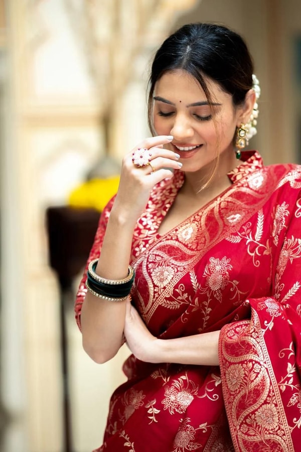 Floral Brocade Banarasi Soft Silk Saree with Gold Zari Weaving in Nine Colours  in Surat
