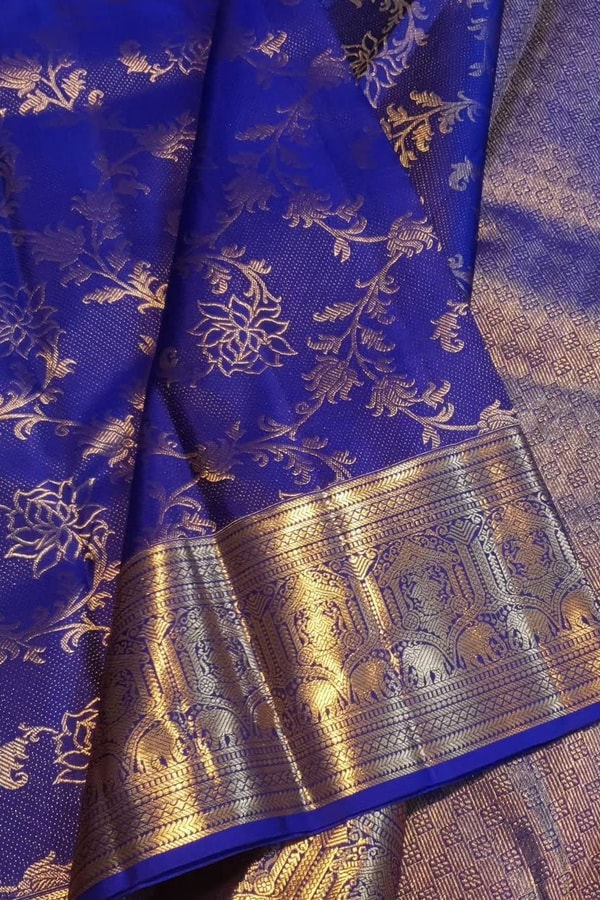 Floral Creeper Jaal Banarasi Soft Silk Saree with Gold Zari Border in Royal Blue and Maroon  in Surat