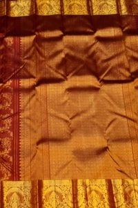 Floral Creeper Jaal Banarasi Soft Silk Saree with Gold Zari Border in Royal Blue and Maroon  in Surat