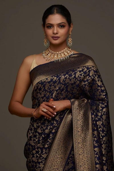 Floral Zari Jaal Banarasi Soft Silk Saree with Paisley Gold Pallu in Navy Blue and Maroon in Surat